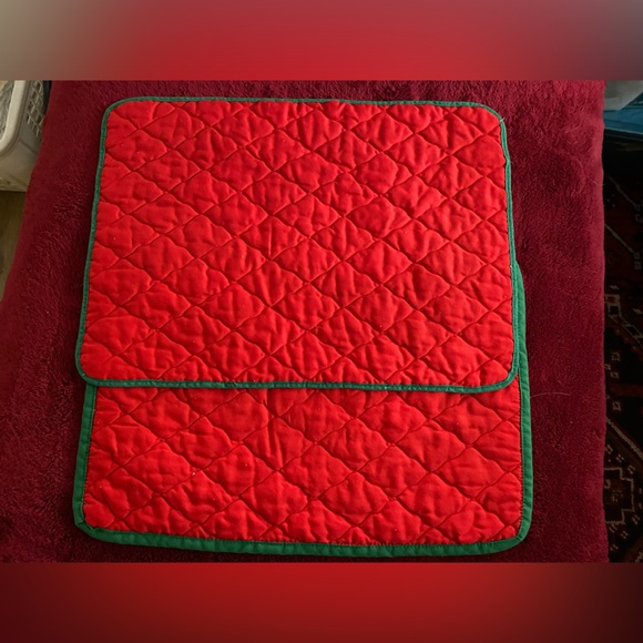 Set of 2 Vintage Santa Material Placemats - Picture 2 of 2